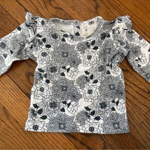 12-18 mos Kate Quinn black and white vintage floral ruffle long sleeve Tshirt